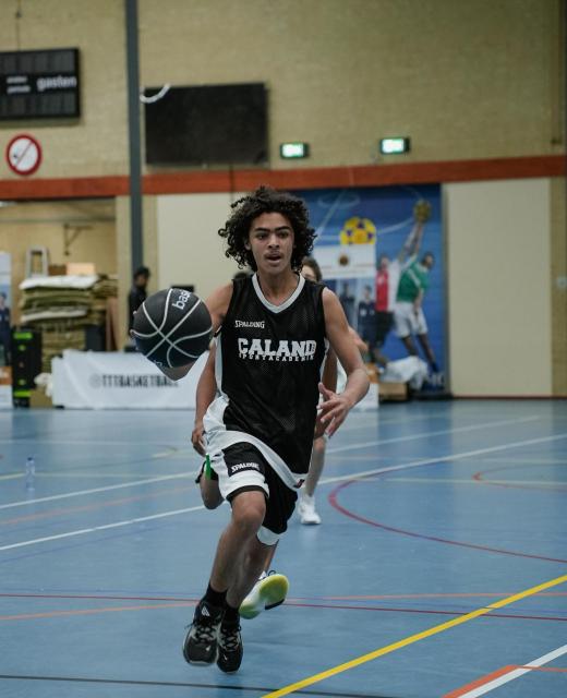 Hoofdtrainer Basketbal & Positief Rolmodel